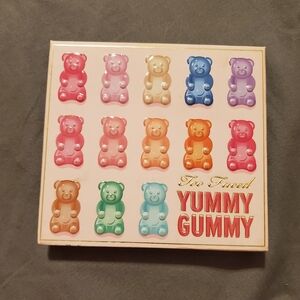Too Faced Limited Edition Yummy Gummy Mini Eyeshadow Pallette